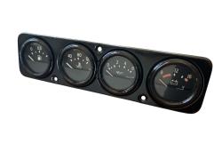 Armaturenbrett UAZ469 mit Voltmeter komplett Neu 
